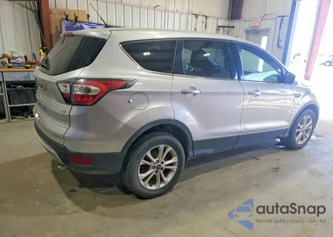 2017 Ford Escape Se from USA, damaged, VIN 1FMCU9GD3HUA82353